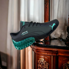 Leather Striped Puma shoe for men