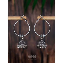 MOONLIT BEAMS - SILVER OXIDISED JHUMKA EARRINGS
