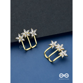Queen’s delight - Crown shaped golden crystal studs