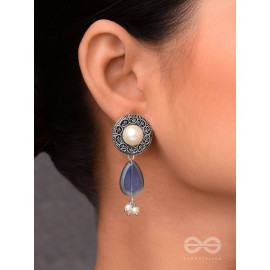 Marine Moonstone - Oxidised Pearl Jhumka Earring