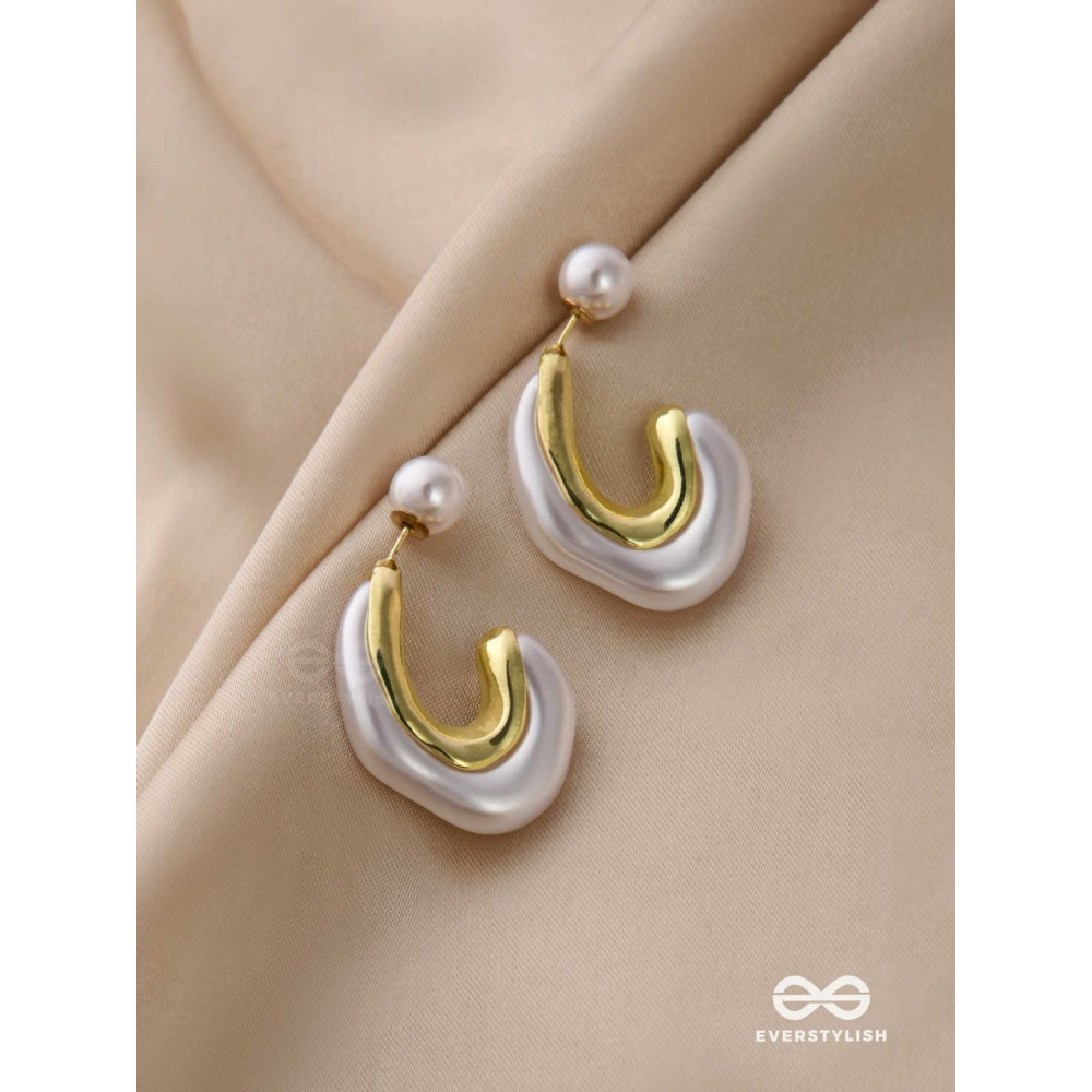 GILDED CREST - MODERN DUAL-TONE HOOPS