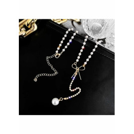 Silver Necklace, Box